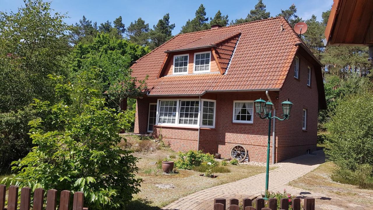 Ferienhaus Am Waldrand Stedden Vila Exterior foto